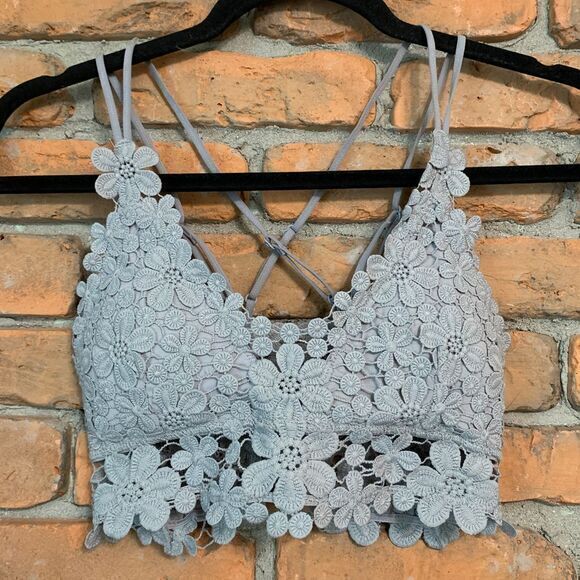 Cherish Women's Crochet Lace‎ Daisy Floral V-Neck Strappy Bralette Gray Size S - Picture 1 of 4